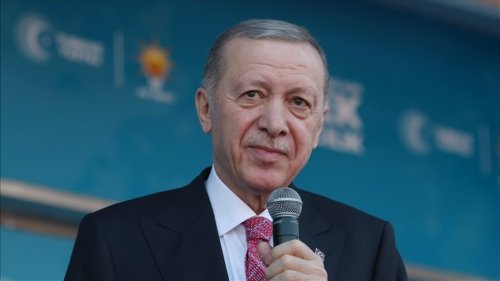 "Cumhurbaşkanı Erdoğan, Siyasi Bölücülere Karşı Teslimiyet Konusunda Uyardı: '3-5 Belediye İçin Bu Yola Girilmez'"